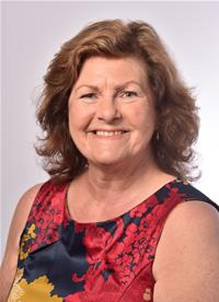 Profile image for Councillor Gwen Lowe