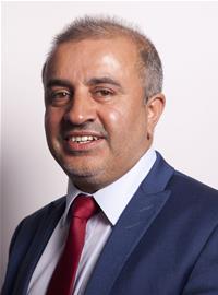 Profile image for Councillor Shabir Pandor
